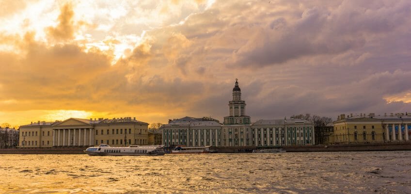Tempat Menarik di Saint Petersburg, Russia